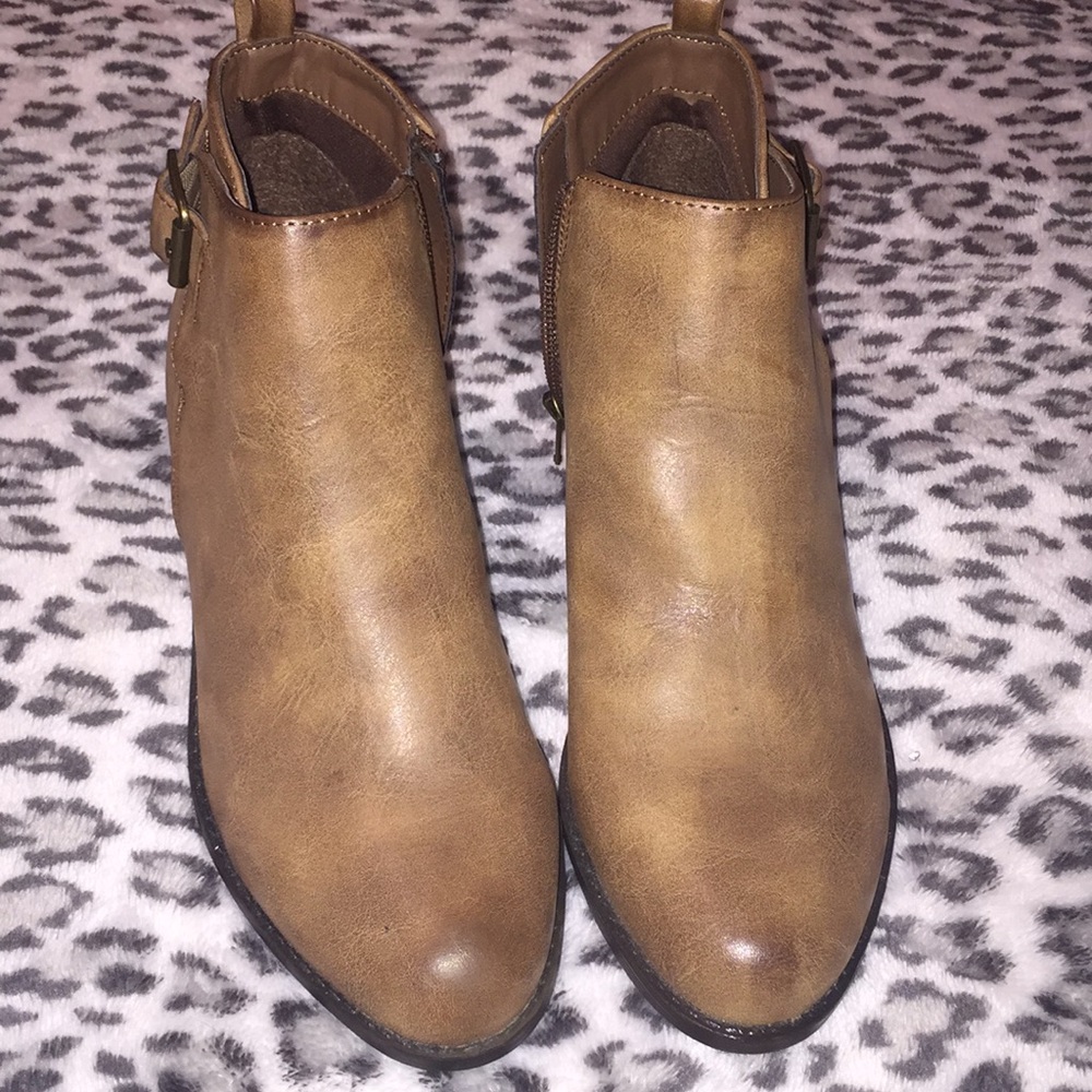 Forever 21 booties